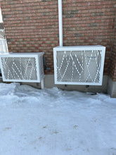 Charger l'image dans la galerie, L'Atelier du métal, située à Saint-Magloire, offre des services en chauffage, climatisation et ventilation pour les secteurs résidentiel, commercial et industriel. Spécialiste en vente, installation et réparation de thermopompe murale, centrale ou sans conduit. Vente et installation de système de chauffage:Poêle à bois, granules, fournaise,foyer et +. Service de ventilation et installation d'échangeur d’air.Région desservies: Les Etchemins, Bellechasse, Beauce, Chaudière-Appalaches.